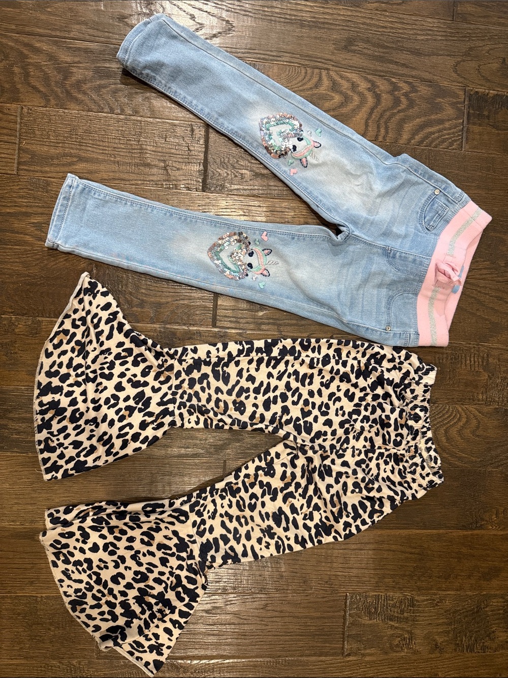 Girls size 5 leopard flare and unicorn jegging